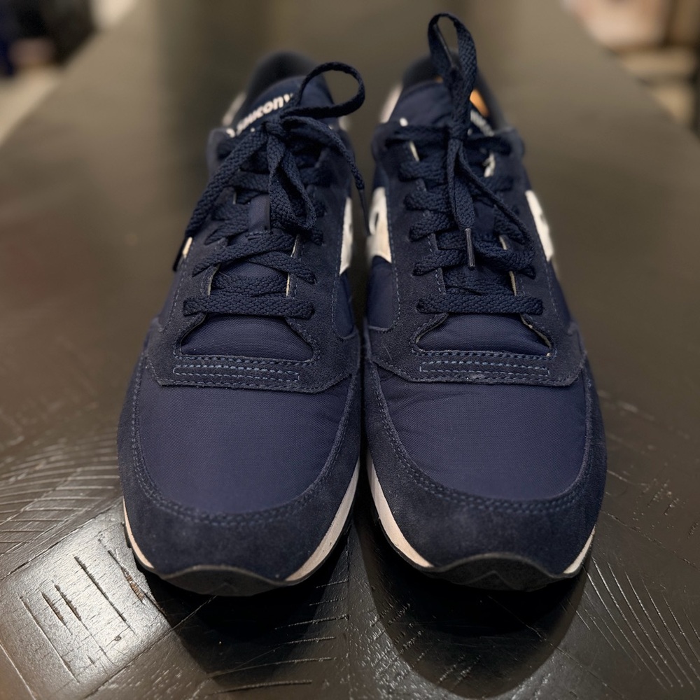 Saucony Men's Jazz Dark Blue and White Sneakers - Picture 4 of 5